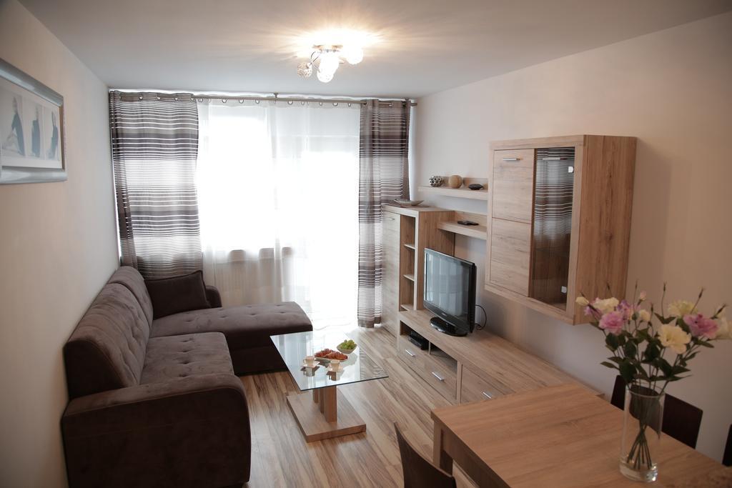 Central Suites&Studios Warszawa Rum bild